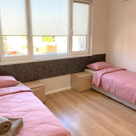 Top Centre Zara Apartment Стара-Заґора Екстер'єр фото